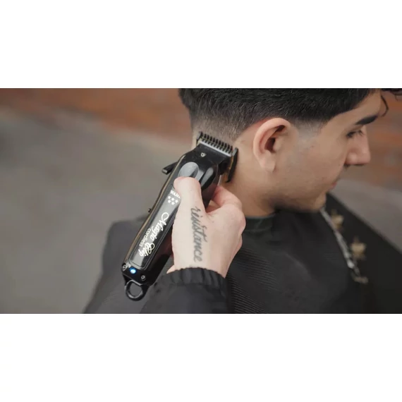 Wahl Magic Clip Black fekete vezeték nélküli hajvágógép